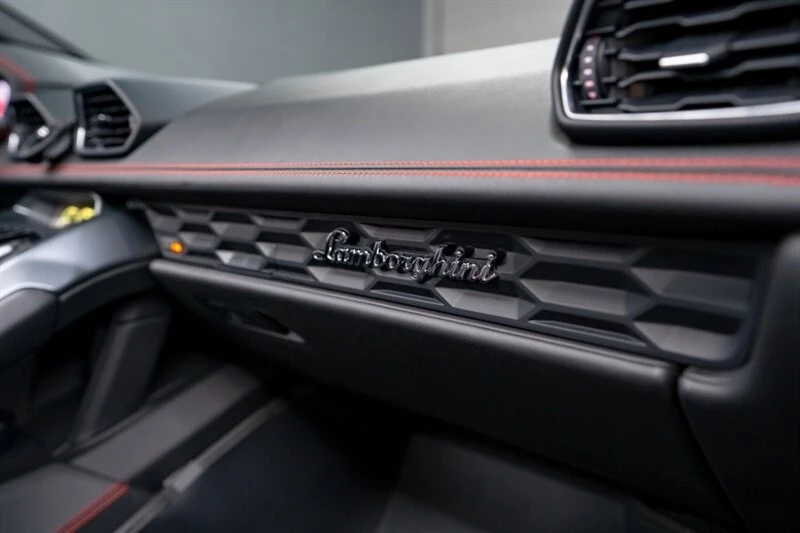 2019 Lamborghini Huracan LP580-2 - Image 12 of 21