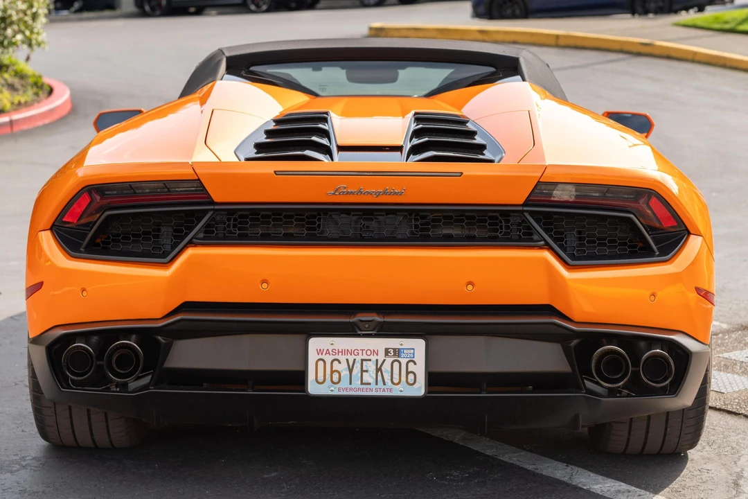 2019 Lamborghini Huracan LP580-2 - Image 5 of 31