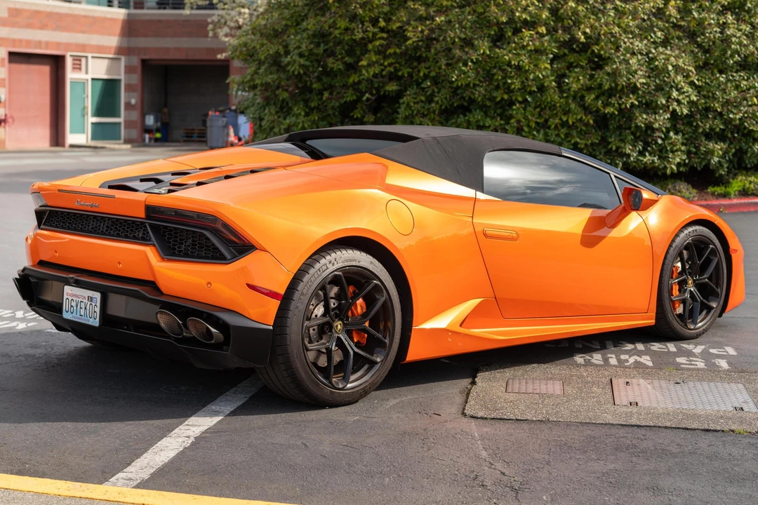 2019 Lamborghini Huracan LP580-2 - Image 4 of 31