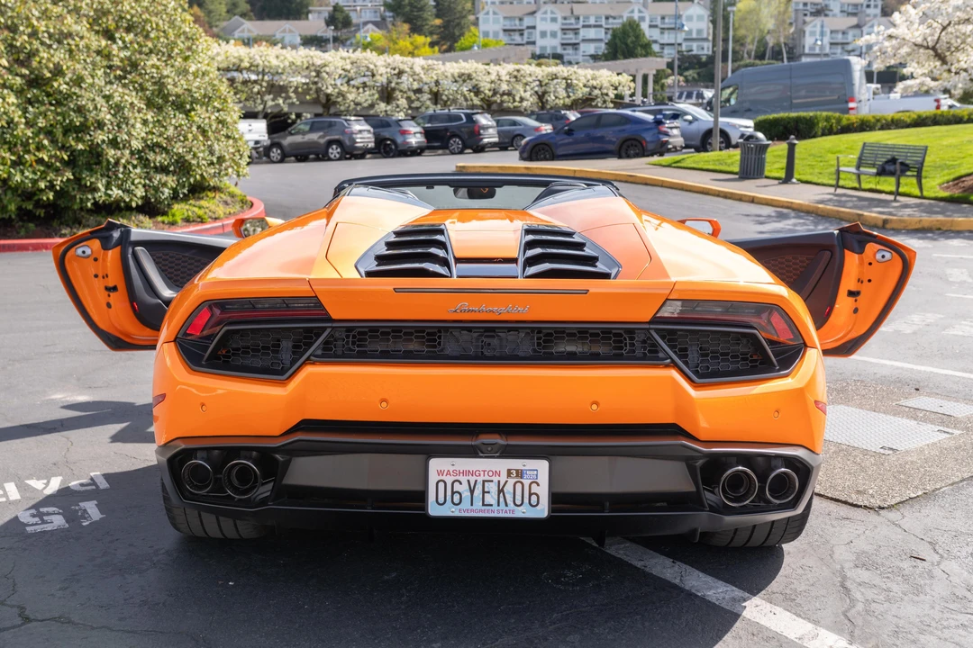 2019 Lamborghini Huracan LP580-2 - Image 10 of 31