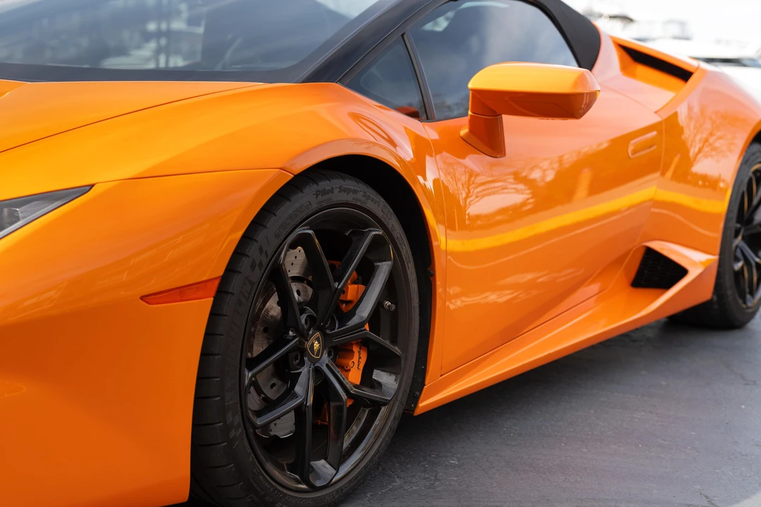 2019 Lamborghini Huracan LP580-2 - Image 17 of 31