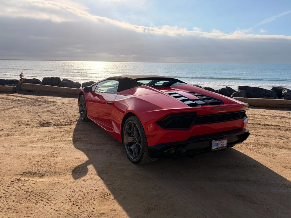 2019 Lamborghini Huracan LP580-2 - Image 2 of 21