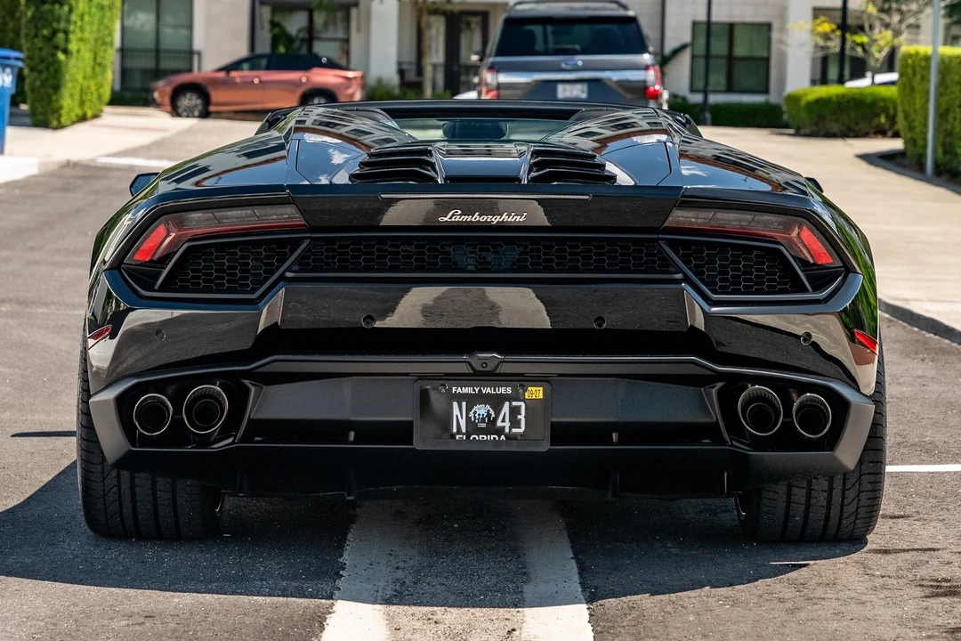 2019 Lamborghini Huracan LP580-2 - Image 5 of 31