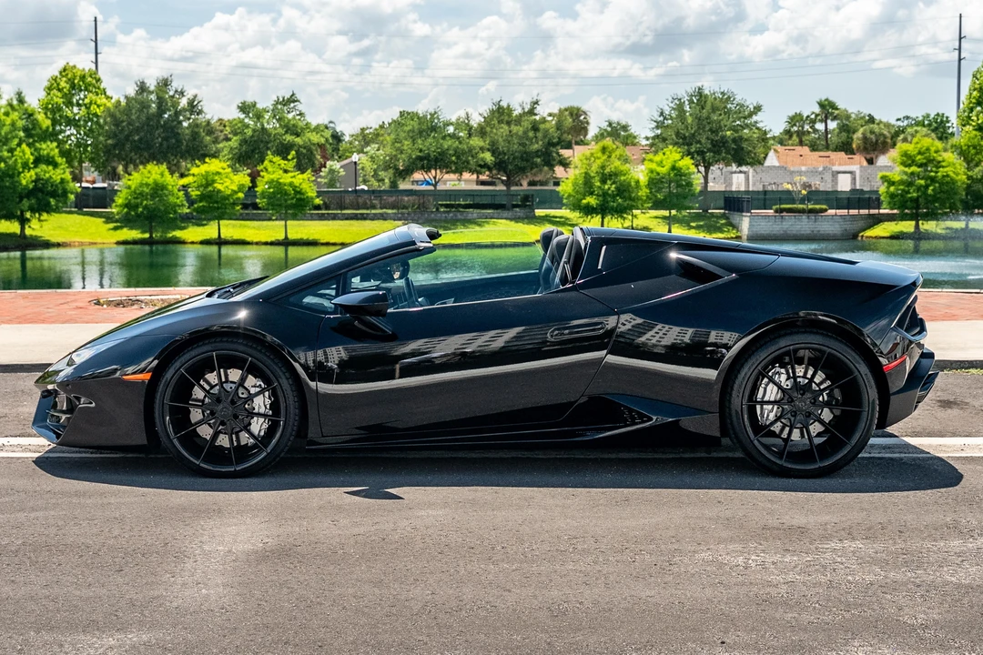 2019 Lamborghini Huracan LP580-2 - Image 8 of 31