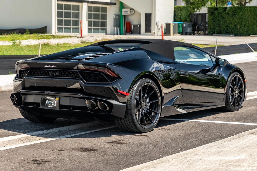 2019 Lamborghini Huracan LP580-2 - Image 17 of 31