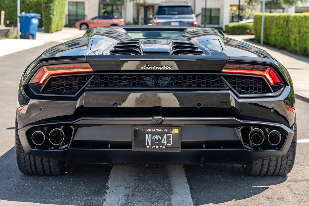 2019 Lamborghini Huracan LP580-2 - Image 10 of 31