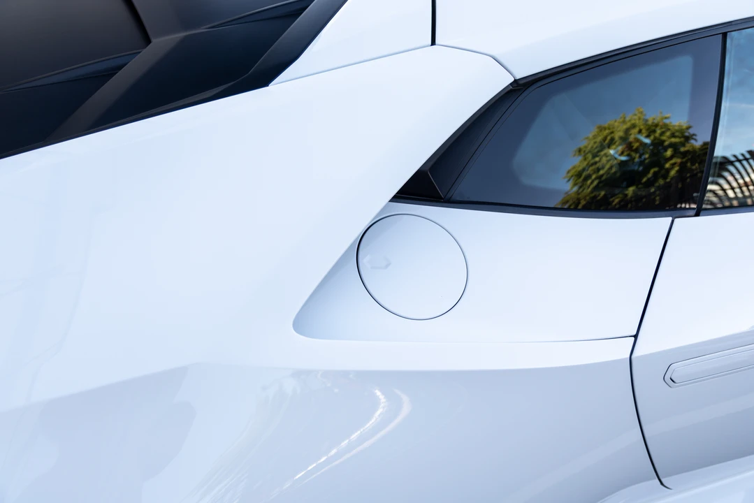 2019 Lamborghini Huracan LP580-2 - Image 14 of 31
