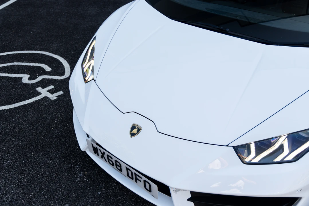 2019 Lamborghini Huracan LP580-2 - Image 15 of 31