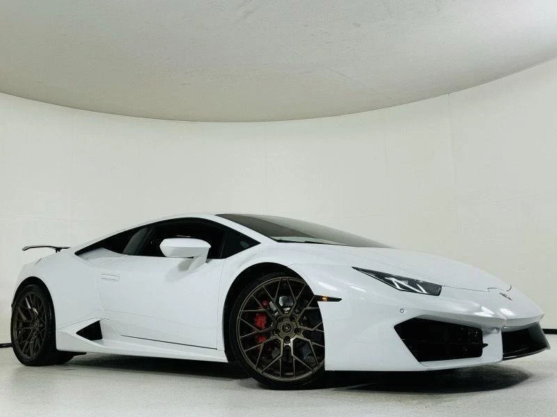 2019 Lamborghini Huracan LP580-2 - Image 11 of 12