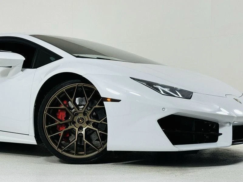 2019 Lamborghini Huracan LP580-2 - Image 6 of 12