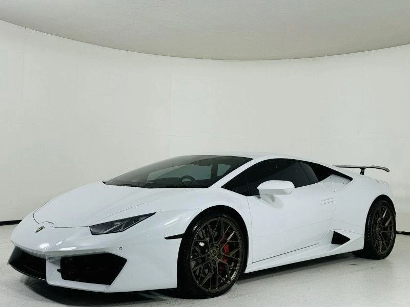 2019 Lamborghini Huracan LP580-2 - Image 2 of 12