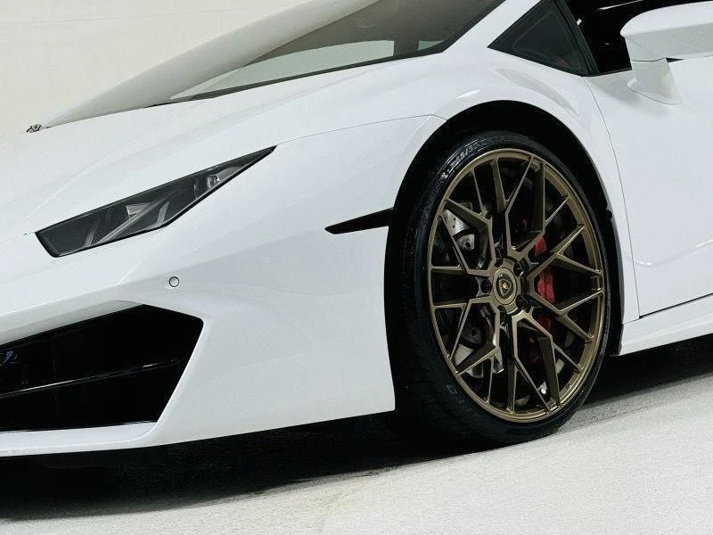 2019 Lamborghini Huracan LP580-2 - Image 9 of 12