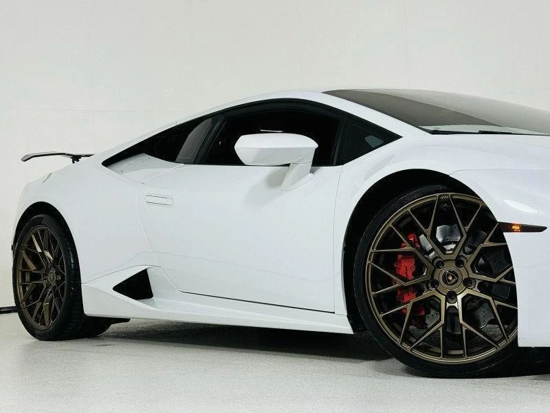 2019 Lamborghini Huracan LP580-2 - Image 5 of 12