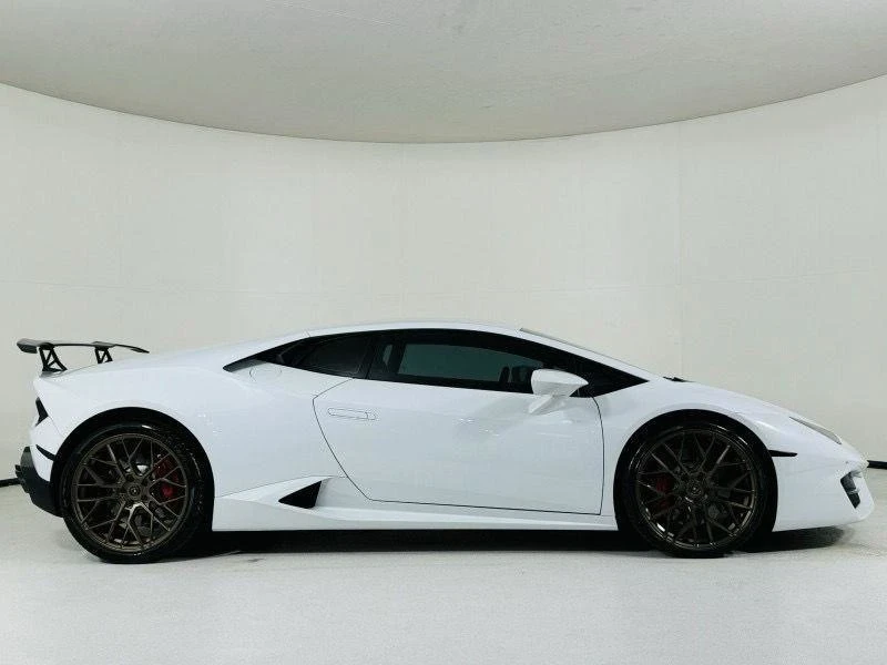 2019 Lamborghini Huracan LP580-2 - Image 3 of 12