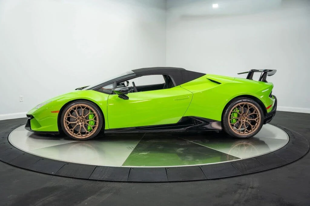 2019 Lamborghini Huracan LP640-4 Performante - Image 13 of 31