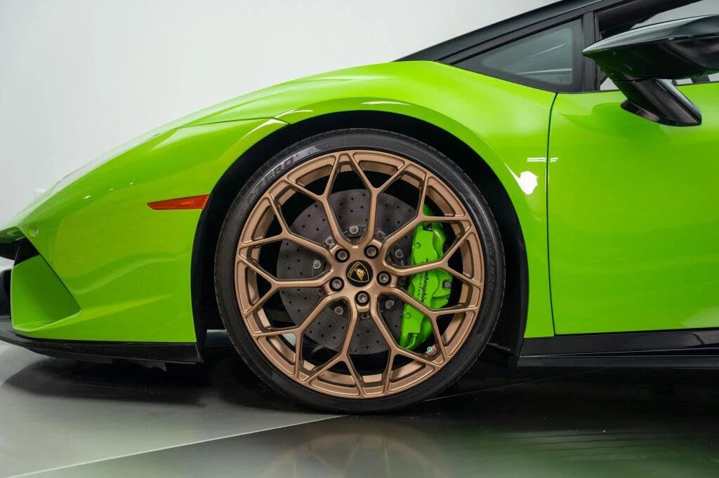 2019 Lamborghini Huracan LP640-4 Performante - Image 23 of 31