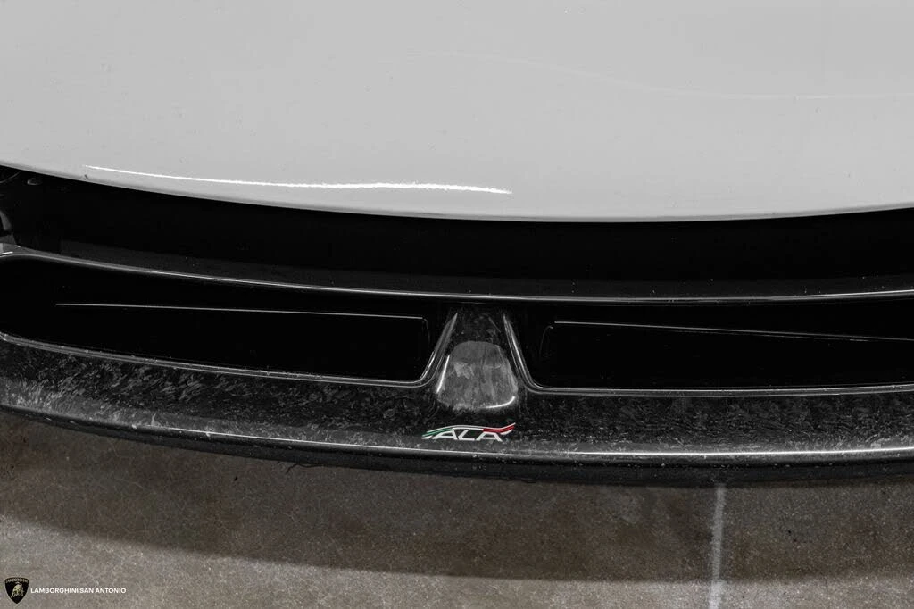 2019 Lamborghini Huracan LP640-4 Performante - Image 17 of 31