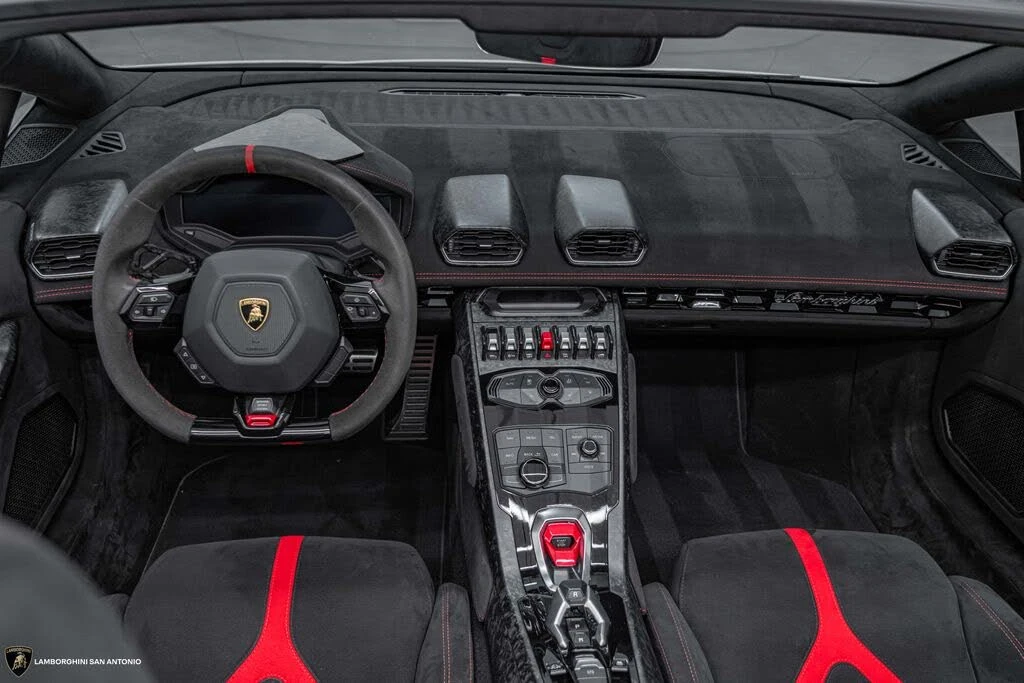 2019 Lamborghini Huracan LP640-4 Performante - Image 4 of 31