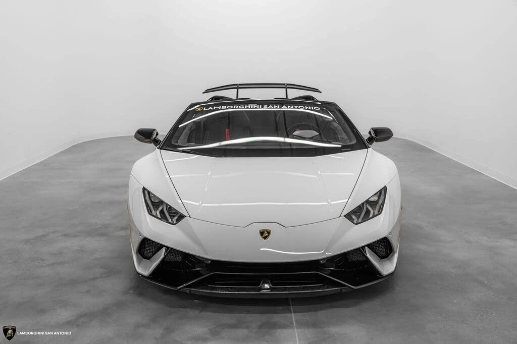 2019 Lamborghini Huracan LP640-4 Performante - Image 12 of 31