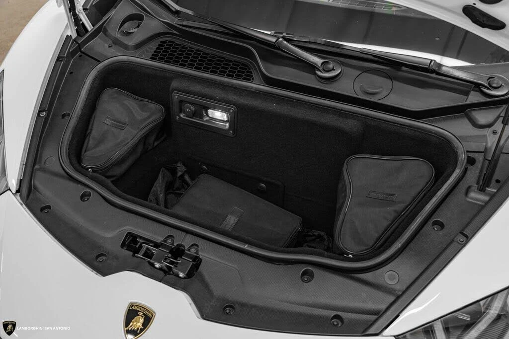 2019 Lamborghini Huracan LP640-4 Performante - Image 19 of 31