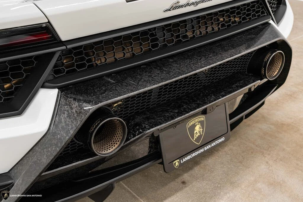 2019 Lamborghini Huracan LP640-4 Performante - Image 23 of 31