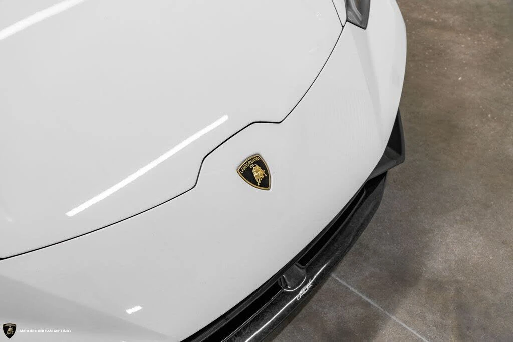 2019 Lamborghini Huracan LP640-4 Performante - Image 15 of 31