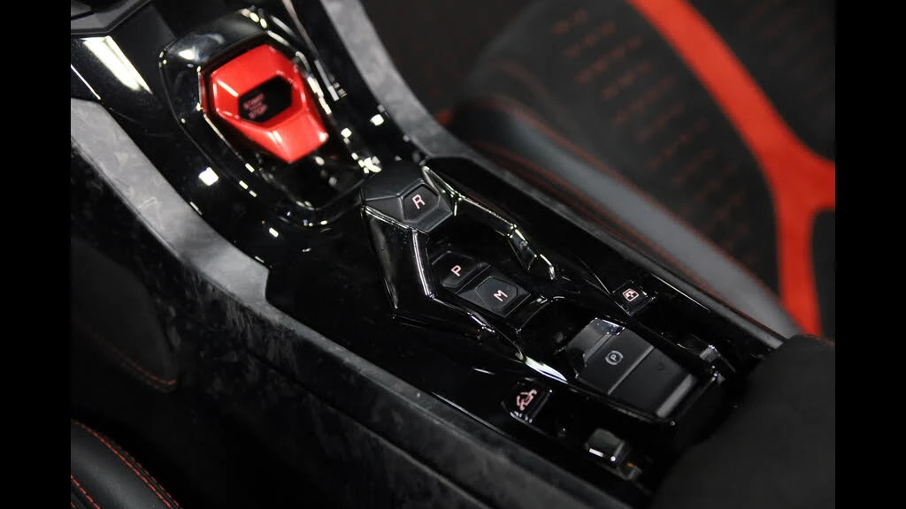 2019 Lamborghini Huracan LP640-4 Performante - Image 28 of 31