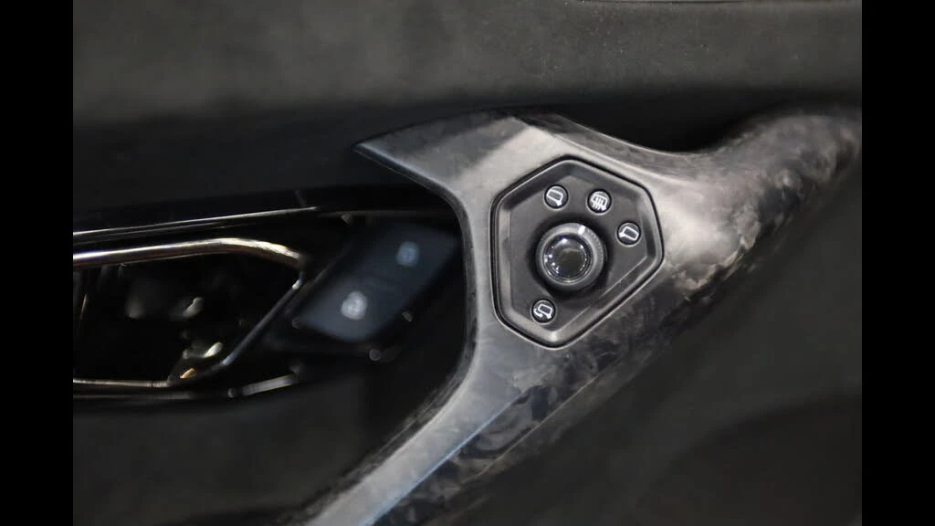 2019 Lamborghini Huracan LP640-4 Performante - Image 10 of 31