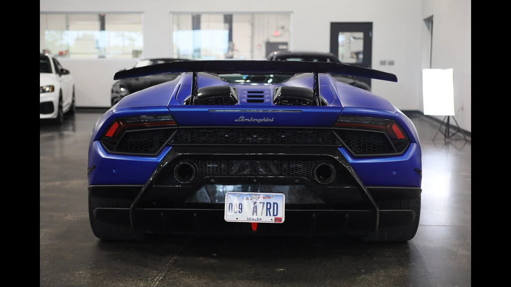 2019 Lamborghini Huracan LP640-4 Performante - Image 5 of 31