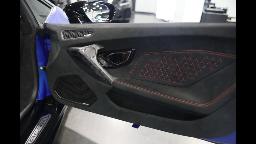2019 Lamborghini Huracan LP640-4 Performante - Image 31 of 31