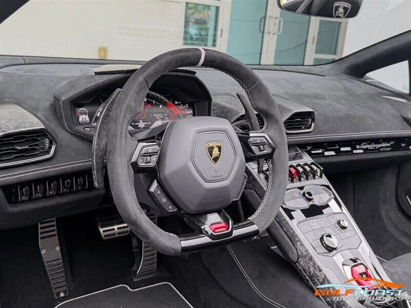 2019 Lamborghini Huracan LP640-4 Performante - Image 13 of 31