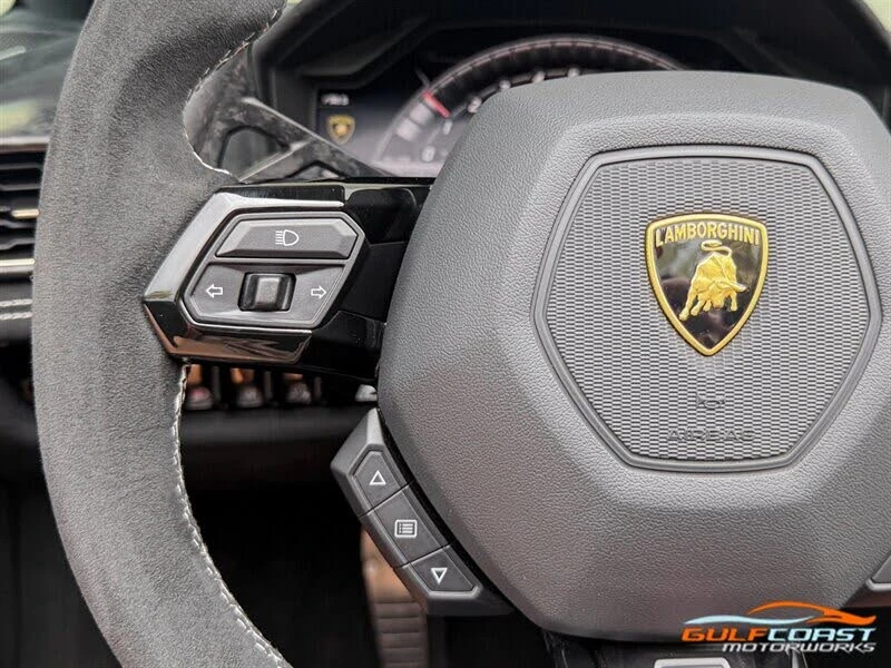 2019 Lamborghini Huracan LP640-4 Performante - Image 27 of 31