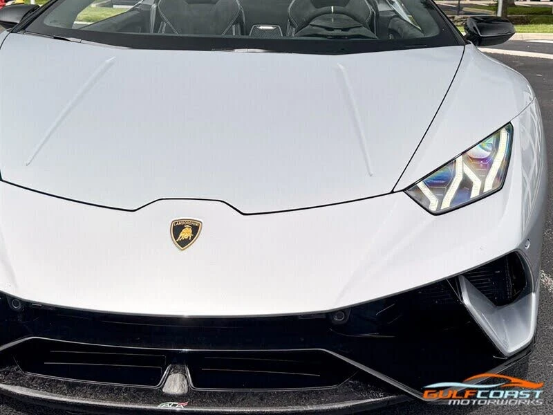 2019 Lamborghini Huracan LP640-4 Performante - Image 3 of 31