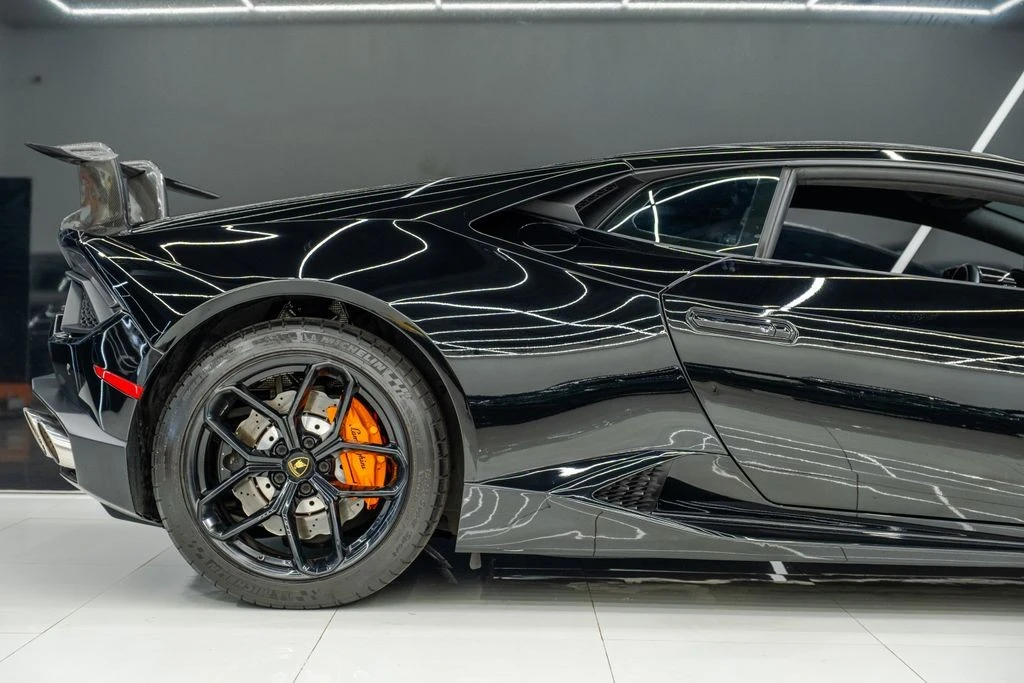 2019 Lamborghini Huracan LP580-2 - Image 10 of 21