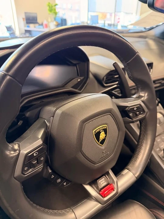2019 Lamborghini Huracan LP580-2 - Image 6 of 7