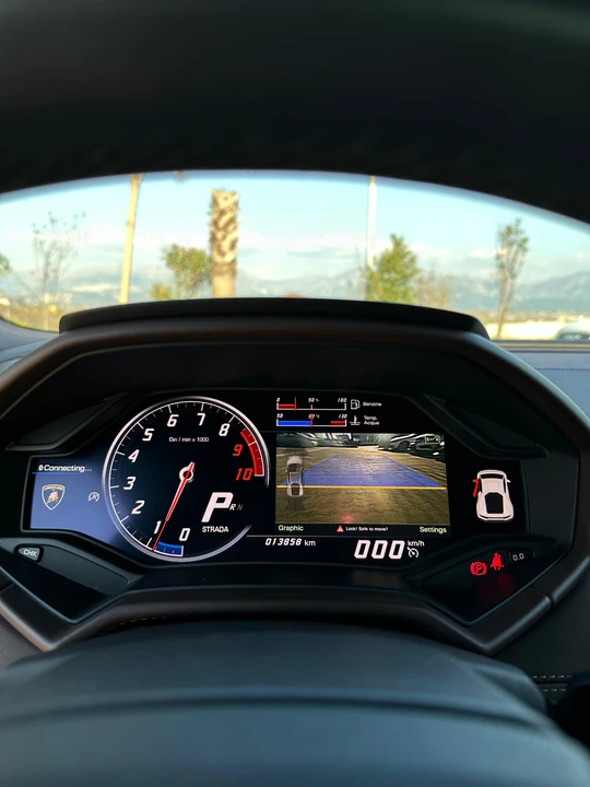 2019 Lamborghini Huracan LP610-4 - Image 8 of 31