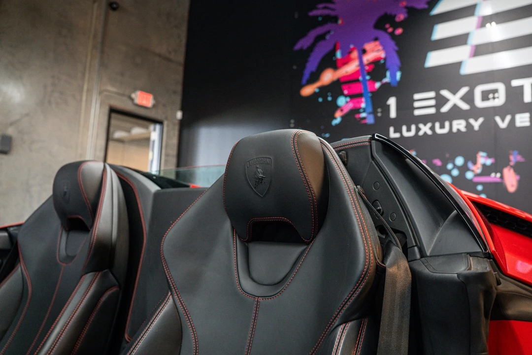 2019 Lamborghini Huracan - Image 10 of 22