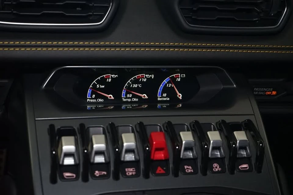 2019 Lamborghini Huracan - Image 15 of 20