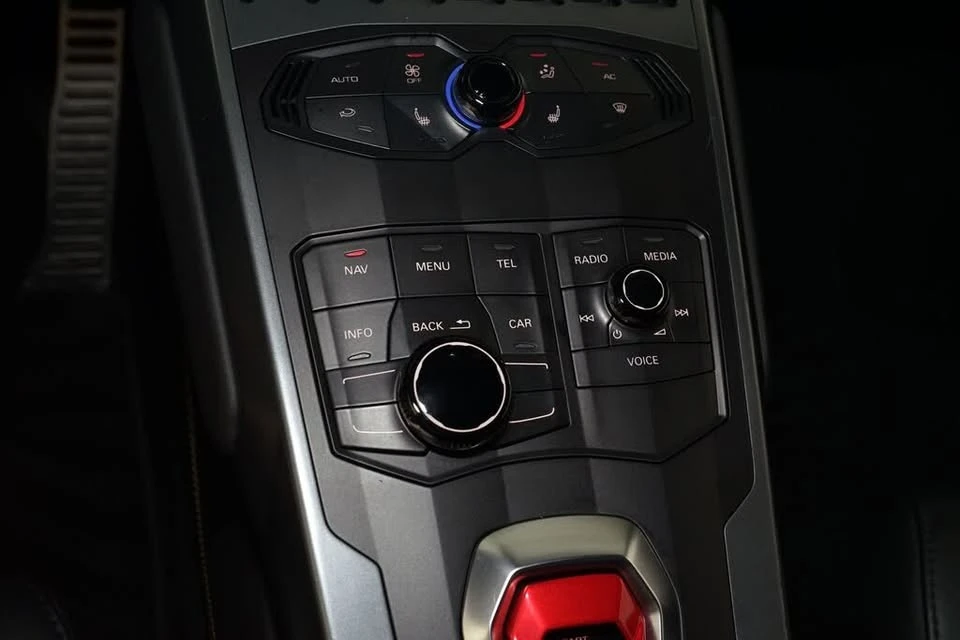 2019 Lamborghini Huracan - Image 17 of 20