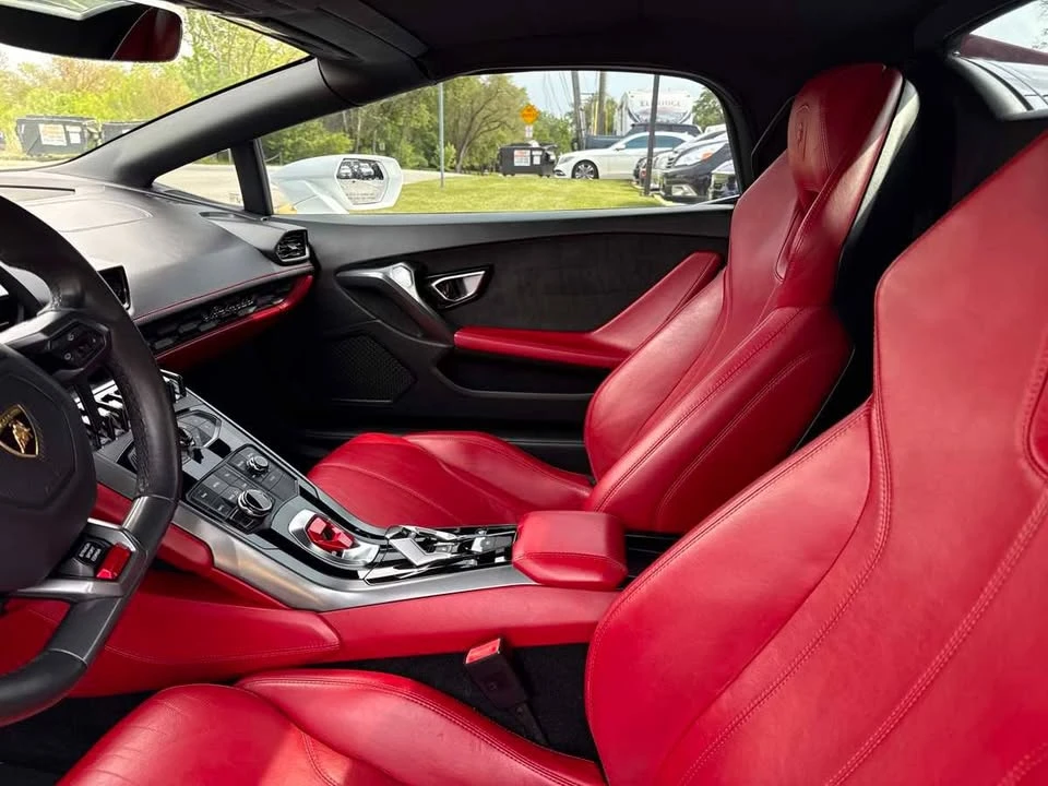 2019 Lamborghini Huracan - Image 16 of 20