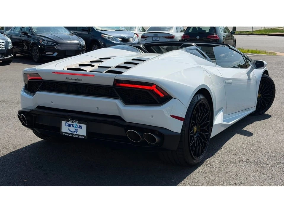 2019 Lamborghini Huracan - Image 8 of 20