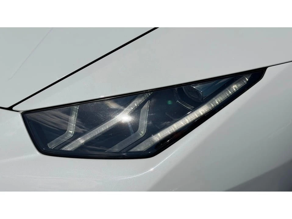 2019 Lamborghini Huracan - Image 19 of 20