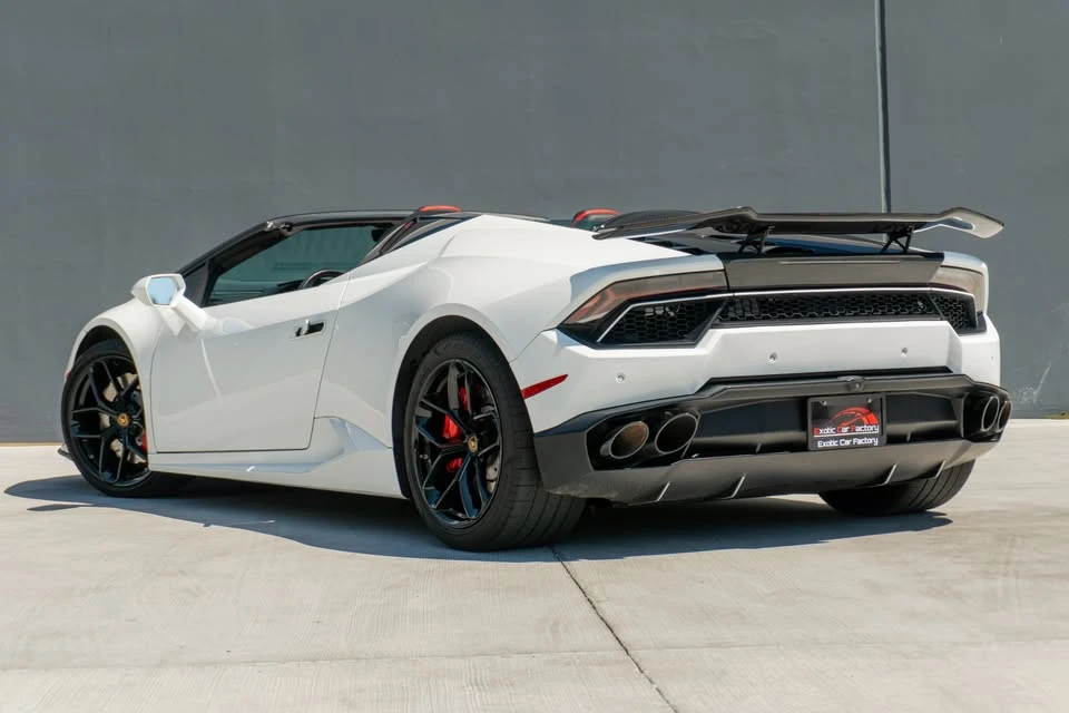 2019 Lamborghini Huracan - Image 9 of 20