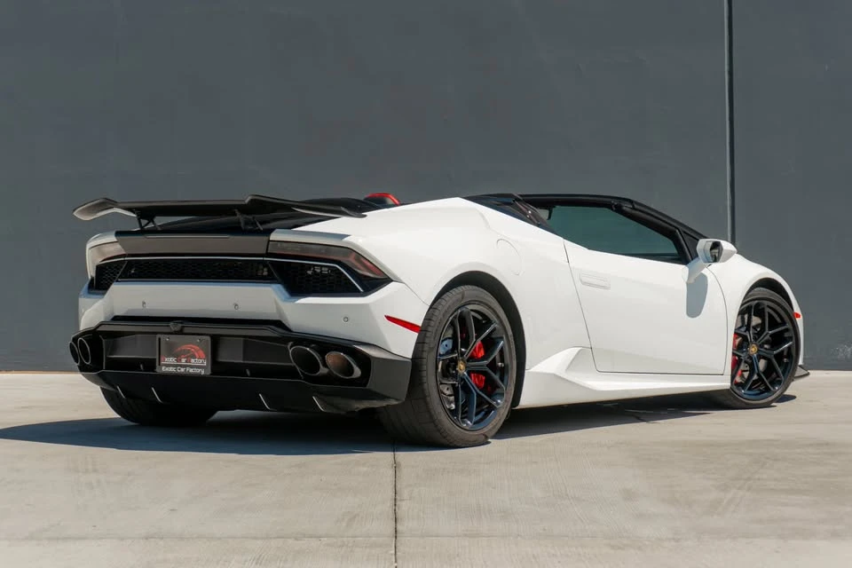 2019 Lamborghini Huracan - Image 7 of 20