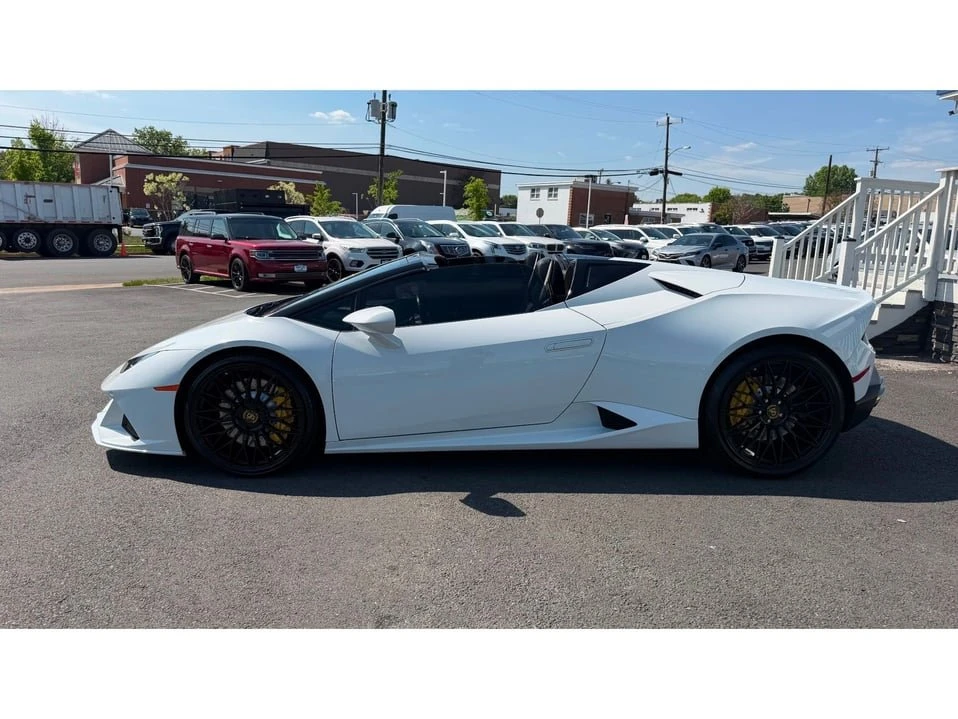 2019 Lamborghini Huracan - Image 3 of 20