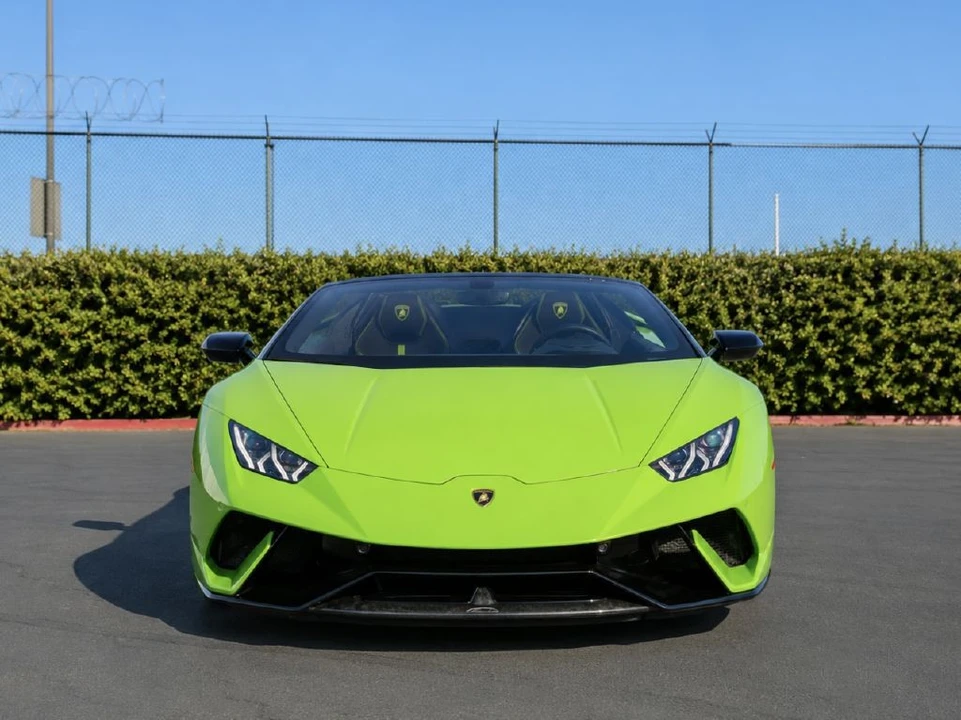 2019 Lamborghini Huracan LP640-4 Performante - Image 2 of 31