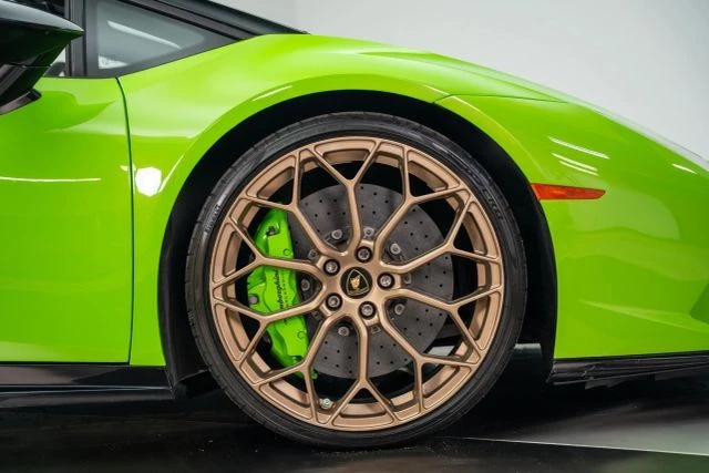 2019 Lamborghini Huracan LP640-4 Performante - Image 5 of 21