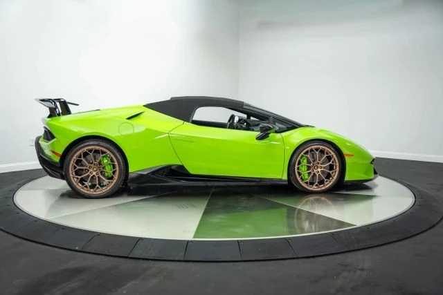 2019 Lamborghini Huracan LP640-4 Performante - Image 18 of 21