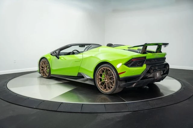 2019 Lamborghini Huracan LP640-4 Performante - Image 9 of 21