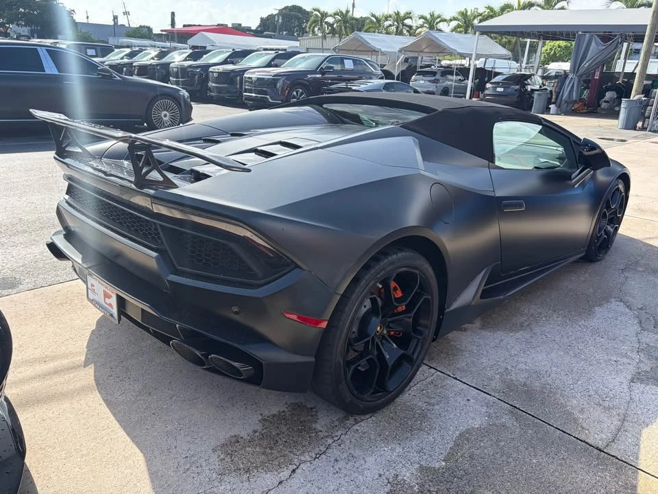 2019 Lamborghini Huracan LP580-2 - Image 3 of 3